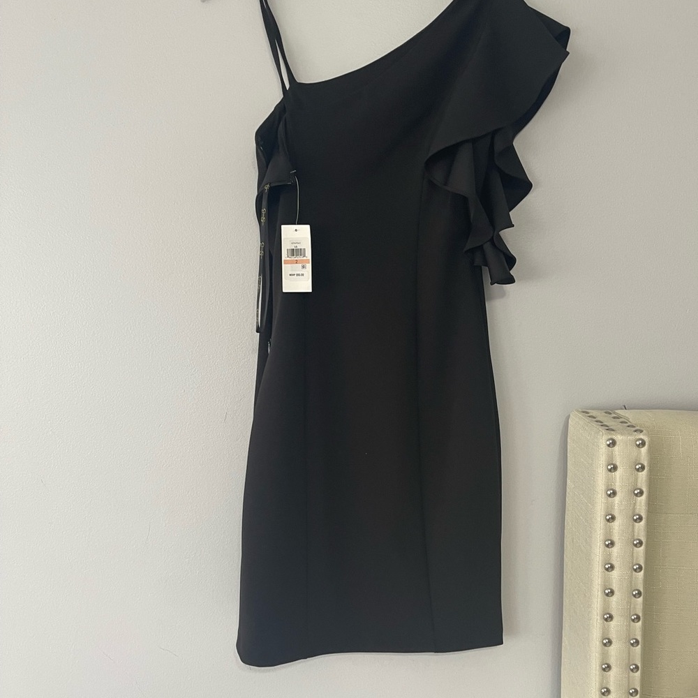 UNUSED JESSICA SIMPSON DRESS!! Black one shoulder dress